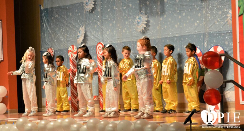 Amador Elementary new Audio System kids on stage